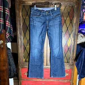 Gap 1969 med-dark wash Women's “Sexy boot” Blue Jeans. Size 27/4a